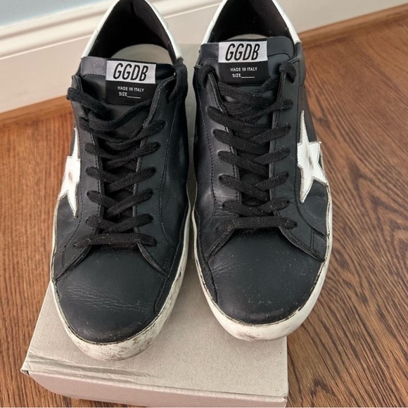 Golden Goose Black and White Sneakers - Picture 4 of 5
